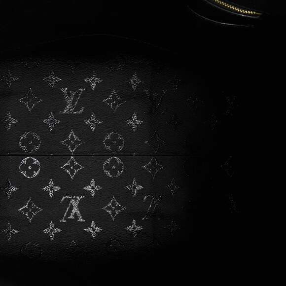 Louis Vuitton Onthego Tote Limited #142336L20 - Picture 6 of 8